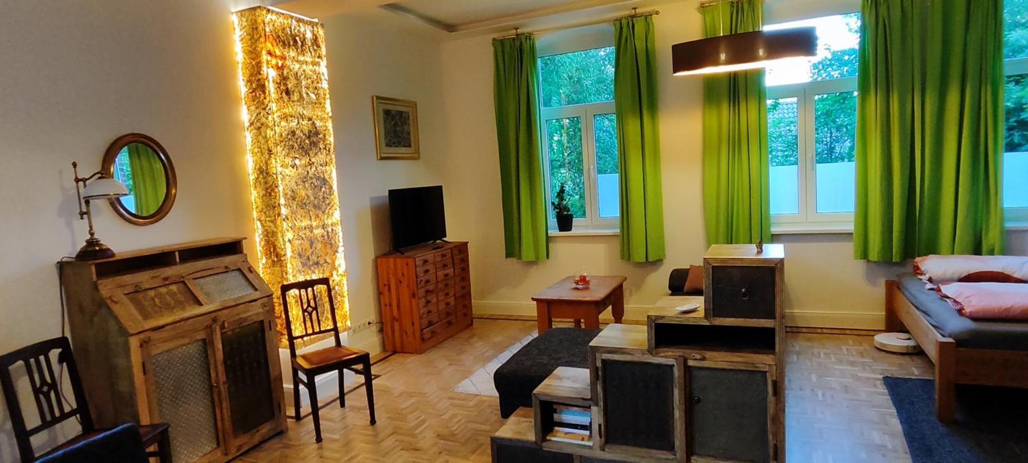 Zentrumsnahes Wohnen In Der Alten Schule Am